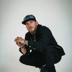 收听 Lowklass Lowkey、观看音乐视频、阅读小传、查看巡演日期等 ！