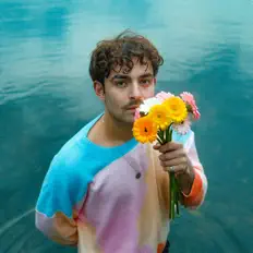 Listen to Fabian Saller, watch music videos, read bio, see tour dates & more!
