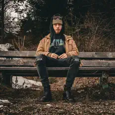 Ακούστε περιεχόμενο από Flipsn Springs, παρακολουθήστε μουσικά βίντεο, διαβάστε το βιογραφικό, δείτε ημερομηνίες περιοδείας, και πολλά ακόμη!