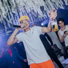 Yung Dani을(를) 듣고, 뮤직 비디오를 보고, 약력을 읽고, 투어 일정 등을 확인하세요!