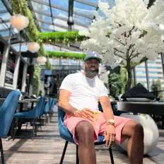 Ouça Phocuz, assista a videoclipes, leia a biografia, veja as datas das turnês e mais!