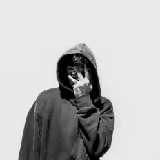 Ouve Sunny, vê vídeos de música, lê a biografia, vê as datas da digressão e muito mais!