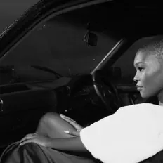 Listen to Tessi Nandi, watch music videos, read bio, see tour dates & more!