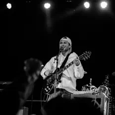 Escucha a Brendan Clemente, mira videos musicales, lee su biografía, consulta las fechas de las gira y más.