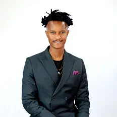 Ascolta Papiano, guarda video musicali, leggi la biografia, vedi le date del tour & altro!