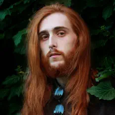 聆聽 Dimi Rich、觀看音樂影片、閱讀小傳、查看巡演日期等！