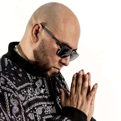 Listen to Gramatiko, watch music videos, read bio, see tour dates & more!