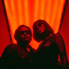 收听 They Kiss、观看音乐视频、阅读小传、查看巡演日期等 ！