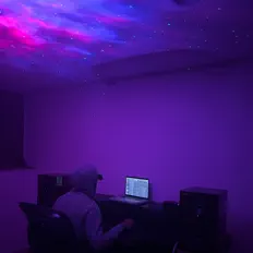 Dengarkan gelo, tonton video musik, baca bio, lihat tanggal tur & lainnya!