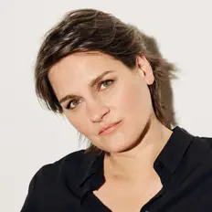 收听 Madeleine Peyroux、观看音乐视频、阅读小传、查看巡演日期等 ！