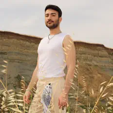Gökhan Gülbeyazを聴いたり、ミュージックビデオを鑑賞したり、経歴やツアー日程などを確認したりしましょう！