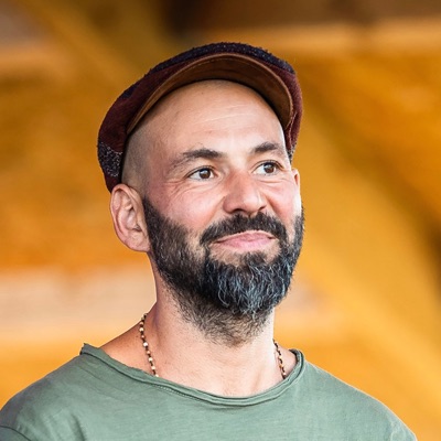 Listen to Amin Varkonyi, watch music videos, read bio, see tour dates & more!