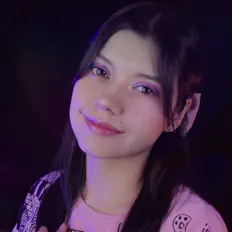 Écoutez Nia Alexi, regardez des vidéoclips, lisez la biographie, consultez les dates de tournée et plus encore !