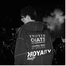 收听 Clareny、观看音乐视频、阅读小传、查看巡演日期等 ！