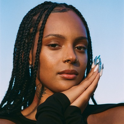 Listen to Zoë Livay, watch music videos, read bio, see tour dates & more!