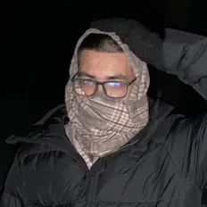 Poslechněte si interpreta yungsteff, sledujte hudební videa, přečtěte si životopis, podívejte se na data turné a další informace.