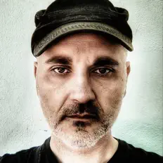 Dany Masterpiece을(를) 듣고, 뮤직 비디오를 보고, 약력을 읽고, 투어 일정 등을 확인하세요!