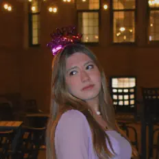 Écoutez Christin Victoria, regardez des vidéoclips, lisez la biographie, consultez les dates de tournée et plus encore !