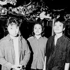 Listen to Satu Per Empat, watch music videos, read bio, see tour dates & more!