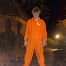 Posłuchaj wykonawcy TOB!, obejrzyj teledyski, przeczytaj biografię, zobacz daty tras koncertowych i nie tylko!