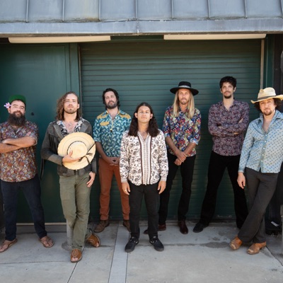 Listen to Diggin' Dirt, watch music videos, read bio, see tour dates & more!