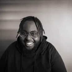 Dengarkan Lenard Simpson, tonton video musik, baca bio, lihat tanggal tur & lainnya!