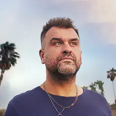 聆聽 Reverend and the Makers、觀看音樂影片、閱讀小傳、查看巡演日期等！