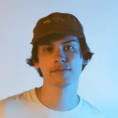 Listen to Houis, watch music videos, read bio, see tour dates & more!