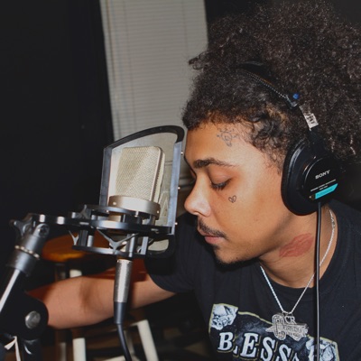 Listen to Slumm, watch music videos, read bio, see tour dates & more!
