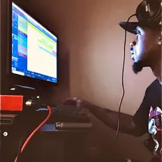 Posłuchaj wykonawcy M da Great, obejrzyj teledyski, przeczytaj biografię, zobacz daty tras koncertowych i nie tylko!