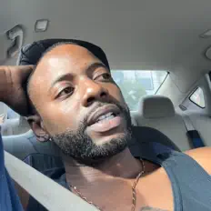 Hör dir Smooth239 an, schau dir Musikvideos an, lies die Biografie, finde Tourdaten und mehr!