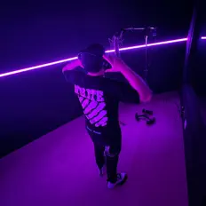 Poslechněte si interpreta Kapo Cero4Tro, sledujte hudební videa, přečtěte si životopis, podívejte se na data turné a další informace.