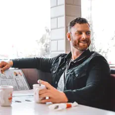 Ouça Garrett Shultz, assista a videoclipes, leia a biografia, veja as datas das turnês e mais!