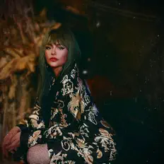 聆聽 ZomBae The Ded、觀看音樂影片、閱讀小傳、查看巡演日期等！