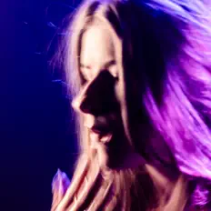 Escucha a tonka._.b, mira vídeos musicales, lee la biografía, consulta fechas de giras y mucho más.