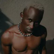 Ακούστε περιεχόμενο από UNHOLLY, παρακολουθήστε μουσικά βίντεο, διαβάστε το βιογραφικό, δείτε ημερομηνίες περιοδείας, και πολλά ακόμη!