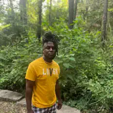 Dengarkan Faded, tonton video musik, baca bio, lihat tanggal tur & lainnya!