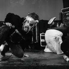 Dengarkan E.W.A.., tonton video musik, baca bio, lihat tanggal tur & lainnya!
