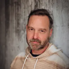 Hör dir Jake W. Styles an, schau dir Musikvideos an, lies die Biografie, finde Tourdaten und mehr!