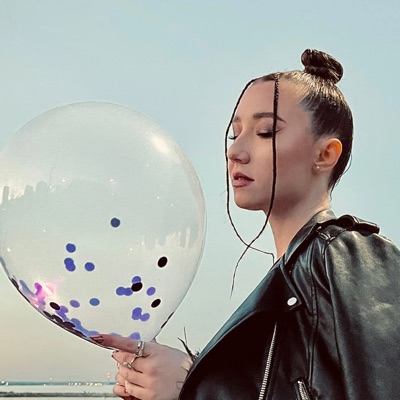 Listen to Iarina, watch music videos, read bio, see tour dates & more!