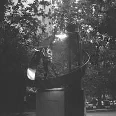 Dengarkan bonVILLE, tonton video musik, baca bio, lihat tanggal tur & lainnya!