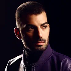 Danny Ntarlasを聴いたり、ミュージックビデオを鑑賞したり、経歴やツアー日程などを確認したりしましょう！