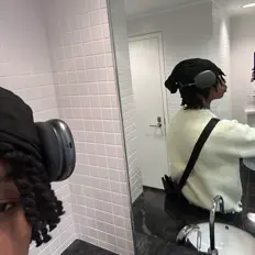 Listen to GLORYDUMPSKI, watch music videos, read bio, see tour dates & more!