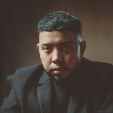 Emir Villaseñor을(를) 듣고, 뮤직 비디오를 보고, 약력을 읽고, 투어 일정 등을 확인하세요!