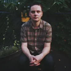 Poslechněte si interpreta Olli Hirvonen, sledujte hudební videa, přečtěte si životopis, podívejte se na data turné a další informace.