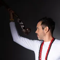 收听 Ronald Martin Alonso、观看音乐视频、阅读小传、查看巡演日期等 ！