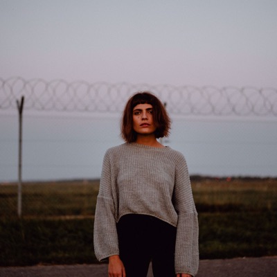 Listen to Sarah Bugar, watch music videos, read bio, see tour dates & more!