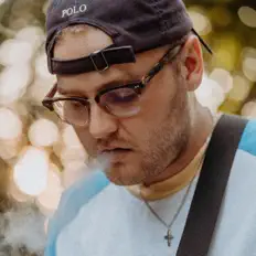 Luister naar Era111, bekijk muziekvideo's, lees de bio, bekijk de tourdata, en meer!