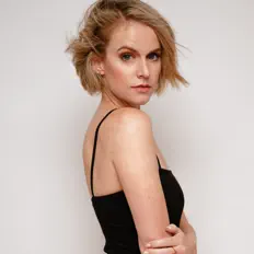 Listen to Carlie Craig, watch music videos, read bio, see tour dates & more!