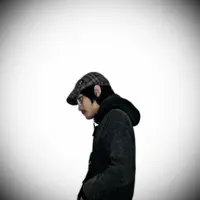 undefinedを聴いたり、ミュージックビデオを鑑賞したり、経歴やツアー日程などを確認したりしましょう！